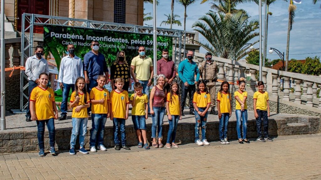 Solenidade em comemoração ao 59° aniversário de Inconfidentes