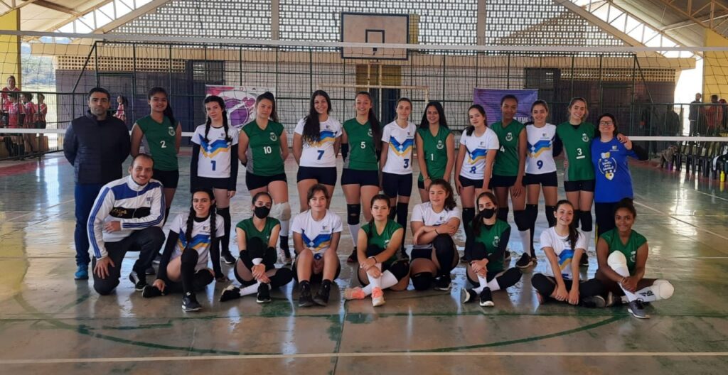 Equipes de Voleibol Feminino de Inconfidentes avançam para etapa regional dos Jogos Escolares de Minas Gerais