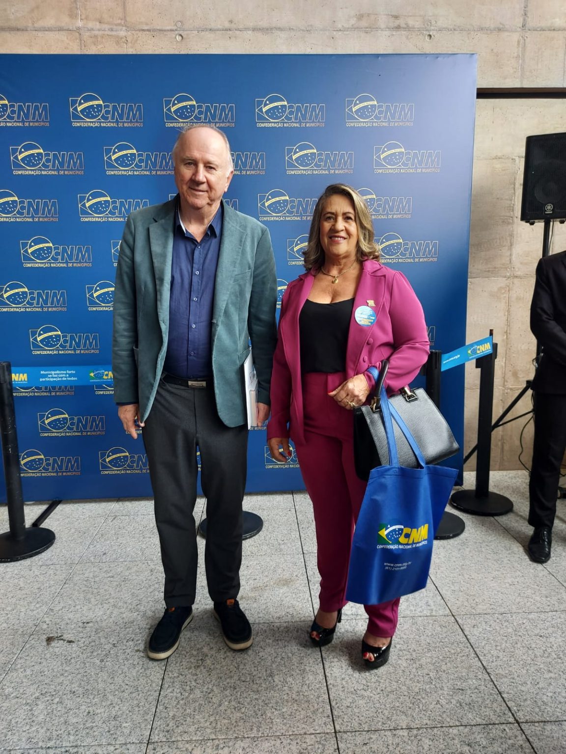 PREFEITA PARTICIPA DE MOBILIZAÇÃO MUNICIPALISTA, NA SEDE DA CONFEDERAÇÃO NACIONAL DE MUNICÍPIOS (CNM) EM BRASÍLIA.