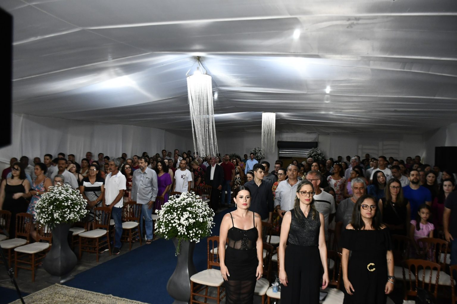 Emoção e Reconhecimento: Prefeita e Vice de Inconfidentes Celebram Títulos de Cidadão Honorário