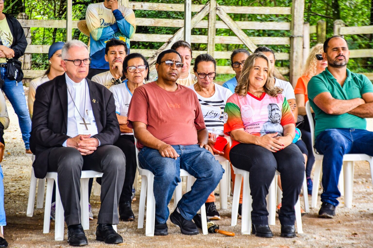 DOM MAJELLA REALIZA VISITA PASTORAL EM INCONFIDENTES E CELEBRA UNIÃO DOS CAMINHOS DE FÉ