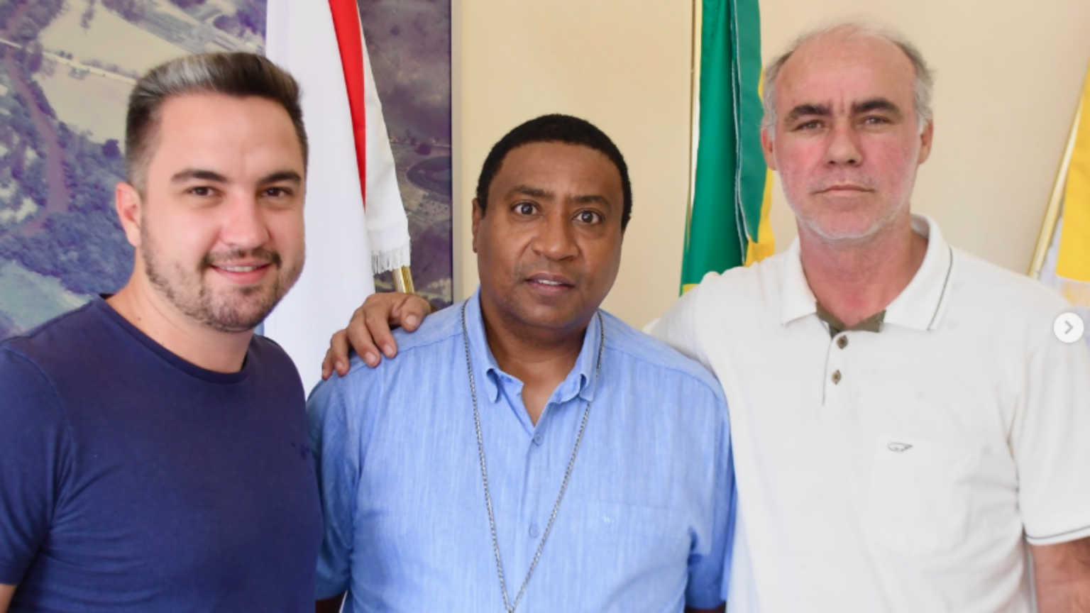 Cônego Cláudio Antônio Braz realiza visita especial à Prefeitura de Inconfidentes